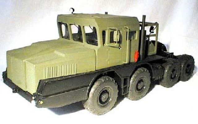 MZKT 74135 Tractor (Army)